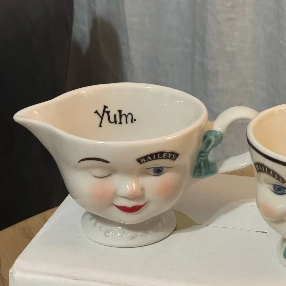 BAILEYS Vintage 90’s Creamer & Sugar Bowl Set‎ Tea Coffee Spiked Bar Cart Liquor